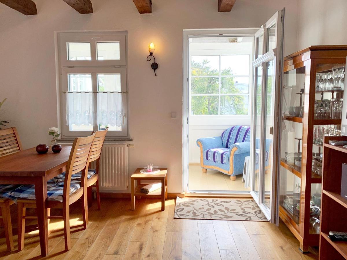 Villa-Rosengarten-Ferienwohnung-Baumhaus-Mit-Seeblick Sassnitz Ngoại thất bức ảnh