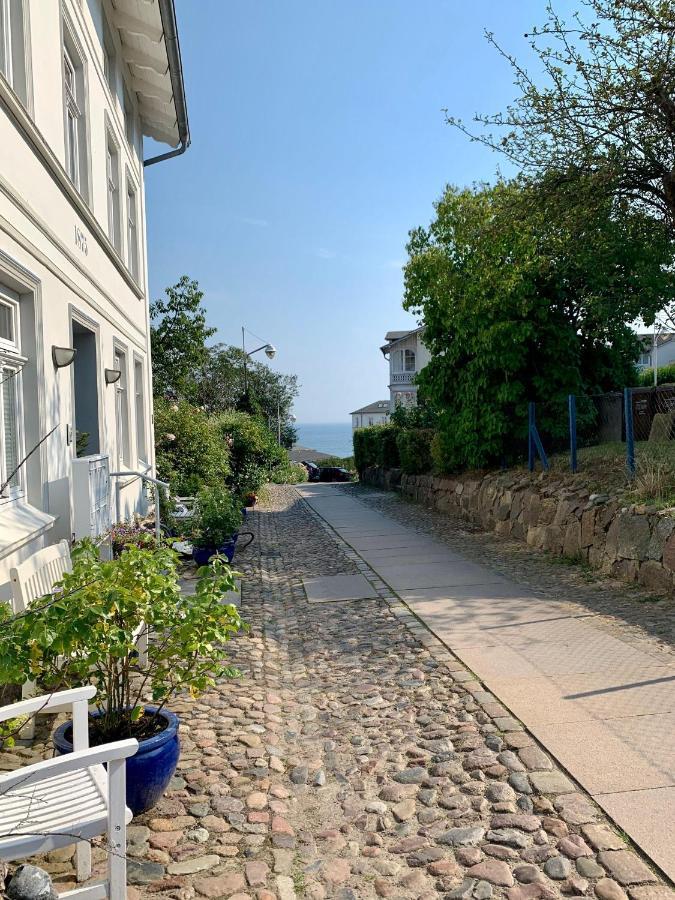 Villa-Rosengarten-Ferienwohnung-Baumhaus-Mit-Seeblick Sassnitz Ngoại thất bức ảnh